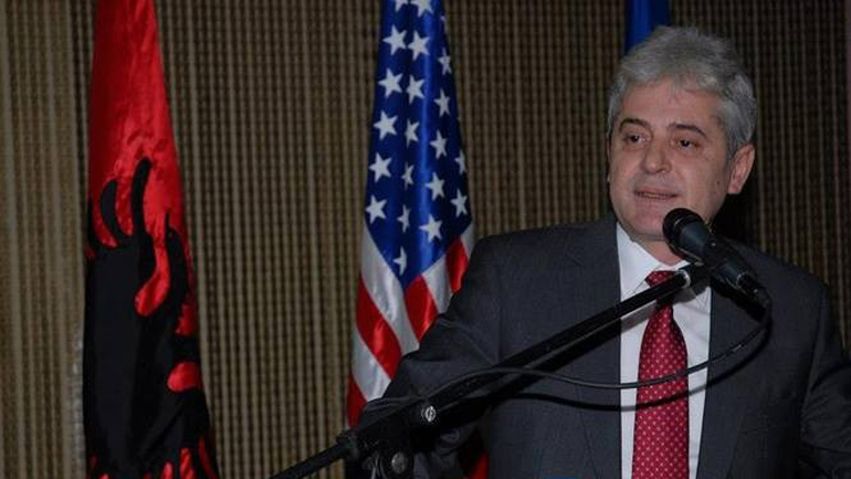 Αλί Αχμέτι: Θα ψηφίσουμε υπέρ της Συμφωνίας των Πρεσπών